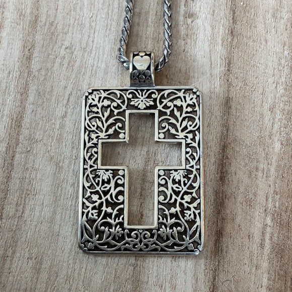 Brighton Cross - Picture 9 of 16